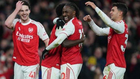 АРСЕНАЛ ЈЕ БАШ МОЋАН: Тобџије показале снагу у дербију Лондона!