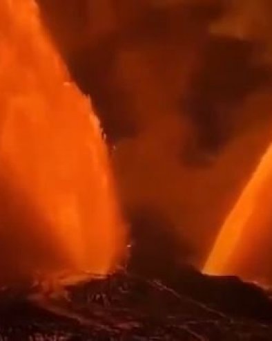 ERUPTIRAO VULKAN NAKON 10.000 GODINA MIROVANJA: Snažna eksplozija izbacila oblak pepela 15 kilometara u visinu (VIDEO)