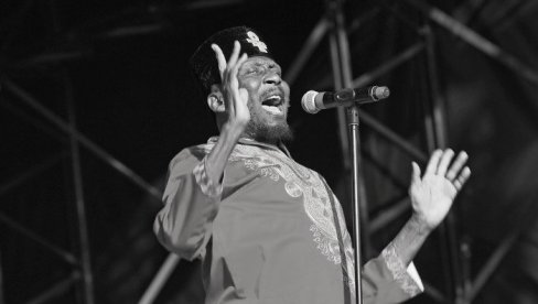 ПРЕМИНУО ЧУВЕНИ МУЗИЧАР: Тужне вести објавила његова супруга