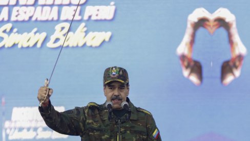 ДРАМА У ВЕНЕЦУЕЛИ: Мадуро се латио мача и запретио САД - исукао сечиво и махао њиме пред очима света (ВИДЕО)