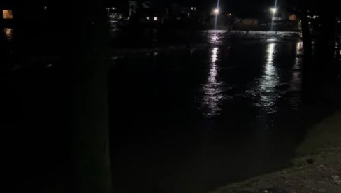 ПОСЛЕ ОБИЛНИХ ПАДАВИНА: Расте водостај реке Уне