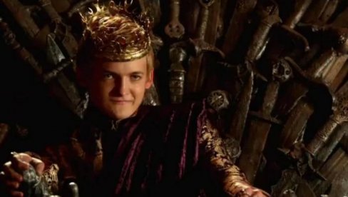 BIO JE NAJOMRAŽENIJI LIK U SERIJI IGRE PRESTOLA: Svi su se radovali kada je ubijen, a ovako danas izgleda! (VIDEO)