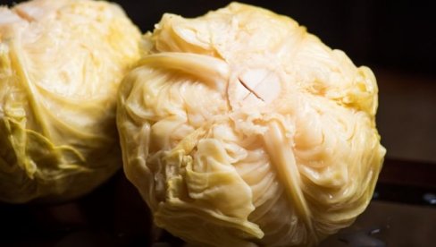 ДА ЛИ КИСЕЛИ КУПУС МОЖЕ ДА СЕ ЗАМРЗНЕ? Постоји неколико ствари које треба да знате како бисте сачували његов квалитет