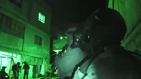 ИЗРАЕЛЦИ УПАЛИ У ЗАСЕДУ НА ЈУГУ СИРИЈЕ: Објављен снимак уличних борби има рањених официра (ФОТО/ВИДЕО)