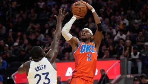 ШЕЈ УНИШТИО КАРИЈА! Оклахома демолирала Голден Стејт