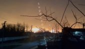 СНАЖНЕ ЕКСПЛОЗИЈЕ У РУСИЈИ: Лука и рафинерија нафте у пламену - Украјинци напали у току ноћи (ВИДЕО)