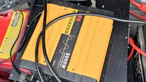 UHAPŠENA DVOJICA KINEZA ZBOG FIŠING PREVARA: Preko kečera zloupotrebljavali platne kartice građana Srbije