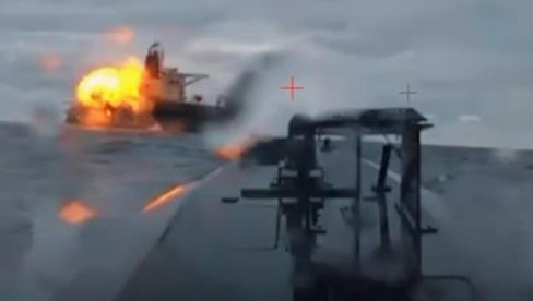 DIREKTAN POGODAK U FLOTE IZ SENKE Ukrajinske snage onesposobile ruski brod vredan 30 miliona dolara (VIDEO)