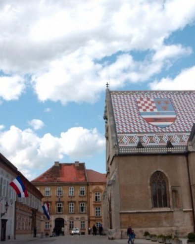 У ЦЕНТРАЛУ ХДЗ-А  У ЗАГРЕБУ СТИГЛА ПРЕТЊА О ПОСТАВЉЕНОЈ БОМБИ: Запослени одмах евакуисани, позвана полиција