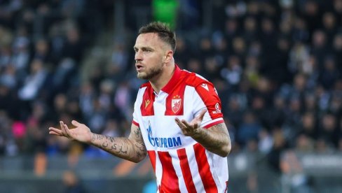 ZVEZDU MILIMTERI DELILI OD VOĐSTVA: Pogledajte za koliko je Arnautović bio u ofsajdu (FOTO)