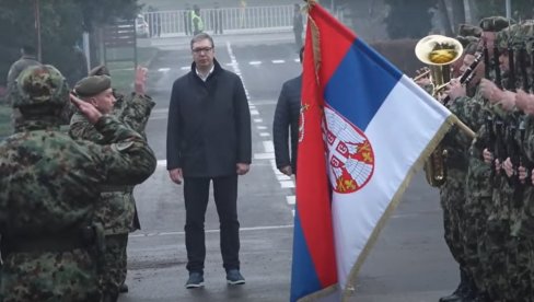 VEOMA MOĆNO ORUŽJEVŠTITI GRAĐANE NIŠA Vučić: Učinićemo sve da naša vojska bude dovoljno jaka