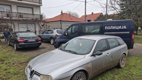 PRVI SNIMCI NAKON EKSPLOZIJE U SURČINU: Policija na licu mesta (VIDEO)