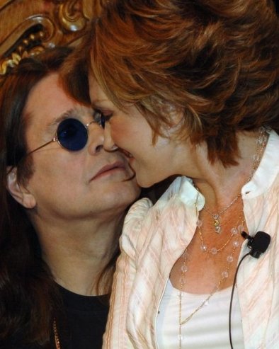 SUPRUGA OZIJA OZBORNA OTKRILA KAKO SU IZGLEDALI NJEGOVI POSLENJI TRENUCI: Uputio joj važne reči 20 minuta pred smrt