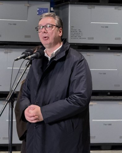 MI ĆEMO DA ŠETAMO VEČERAS NJIMA U INAT Vučić: Sada nek stavljaju straže da viknu nešto ili da pištaljku stave u usta!