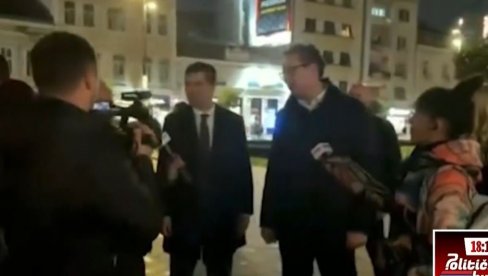 PREDSEDNIK SE VOZIO PREVOZOM, PROŠETAO STROGIM CENTROM Brnabićeva -  Uradio je sve što su rekli da neće smeti da uradi! (VIDEO)