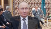 ПРЕМИЈЕР ЧЕКАО ПУТИНА 40 МИНУТА: Прекипело му, па направио НЕОЧЕКИВАН ПОТЕЗ - уследили подругљиви коментари (ВИДЕО)