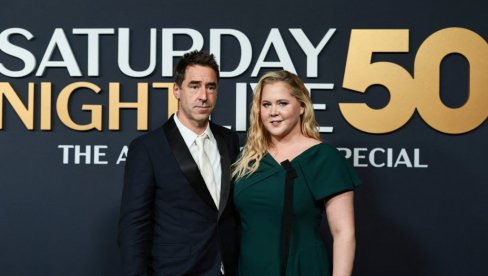 ПОЗНАТА ГЛУМИЦА И КОМИЧАРКА СТАВИЛА ТАЧКУ НА БРАК: Не разводим се јер сам смршала