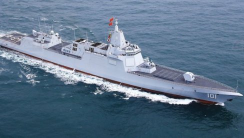 MANEVRI NAJMOĆNIJIH RAZARAČA NA SVETU: Šta ih čini najvećom pretnjom? (VIDEO)