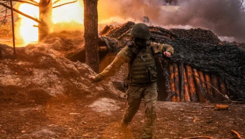 RAT NA POMOLU? Merc o garancijama Kijevu: Bezbednosne snage bi odgovorile na ruske upade