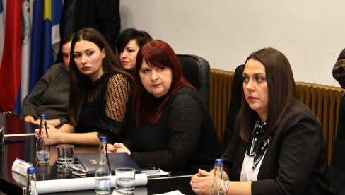 NASILJE NE SME OSTATI SKRIVENO: Opština Bački Petrovac obeležila 16 dana aktivizma (FOTO)