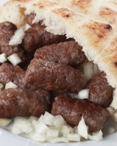 ОД БАЛКАНА ДО СВЕТСКИХ МЕТРОПОЛА: Како су ћевапи постали популарни у целом свету?