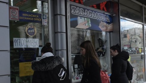 NEMA PROBLEMA SA KURSOM Vučić: Imamo 36 milijardi evra rezervi, godinama možemo da branimo kurs dinara