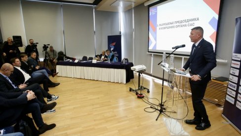 A SRPSKI ATLETIČARI - ODUŠEVLJENI: Slobodan Branković preuzeo funkciju i poručio: Moj primarni cilj - izgradnja Nacionalnog atletskog centra!