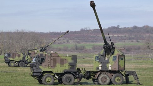 POGLEDAJTE - BIJU IZ NORA: Srpski artiljerci na obuci (FOTO)