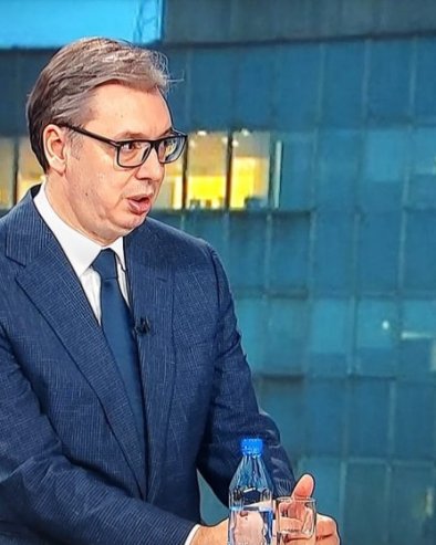 ИЗАЋИЋЕМО У СУСРЕТ: Вучић о иницијативи за доношење Закона родитељ-неговатељ