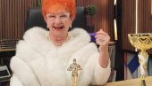DIVA KOJA POMERA  KONTINENTE: Nikšićanka Gordana Sarić, profesorka francuskog i latinskog, prigrlila i Oskar popularnosti