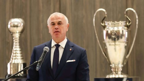 ЗВЕЗДА МЕЂУ НАЈУСПЕШНИЈИМ КЛУБОВИМА СВЕТА! Звездан Терзић: Монографија је збир успомена које живе у сваком звездашком срцу