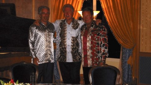 КОРИСТИТЕ МЕ КАО ЖРТЕВНОГ ЈАРЦА ЗБОГ ЕПСТИНА: Клинтон оплео по Белој кући због контроверзних фотографија