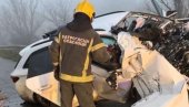 PRVE FOTOGRAFIJE NESREĆE NA AUTO-PUTU KA NIŠU: Auto nemačkih tablica sleteo sa puta, dvoje poginulih (FOTO)