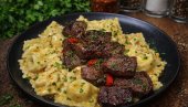 РАВИОЛИ СА БИФТЕКОМ И СИРОМ: Брзо и укусно јело