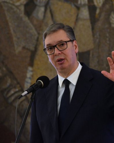 НАСТАВИЋЕМО ДА ПОВЕЋАВАМО ПЛАТЕ ЗДРАВСТВЕНИМ РАДНИЦИМА И ДА УЛАЖЕМО У ЗДРАВСТВО Вучић: Обновили смо укупно 150 објеката