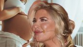 ДЕА ЂУРЂЕВИЋ БЛИСТА У ТРУДНОЋИ: Објавила фотографије након вести да је у другом стању (ФОТО)