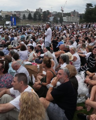 АУСТРАЛИЈА ЗАБРАНИЛА ЈАВНА ОКУПЉАЊА НА 2 НЕДЕЉЕ: Влада увела нови закон, ево и зашто