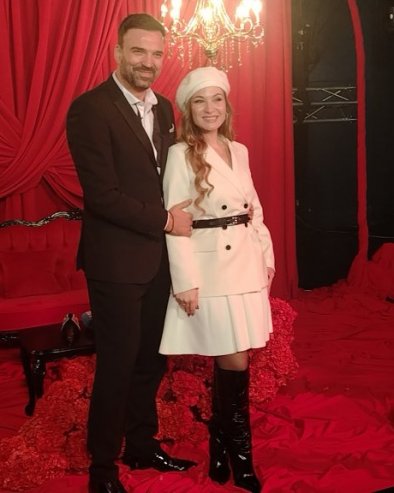 ТРИ ЧИНА ЈЕДНЕ ЕМОЦИЈЕ: Јелена Томашевић и Иван Босиљчић 14. фебруара уједињују народ љубављу за Дан заљубљених (ФОТО)