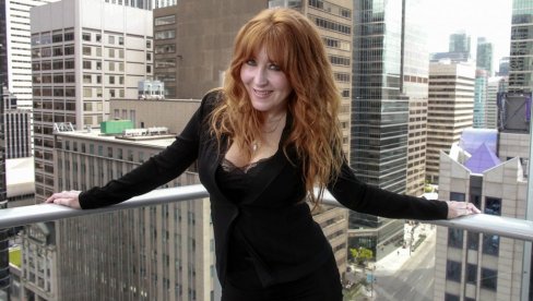 7 ГОДИНА МЕ МУЖ НИКАД НИЈЕ ВИДЕО БЕЗ ОВОГА: Богаташица поделила своје решење за срећу у браку, жене су шокиране!