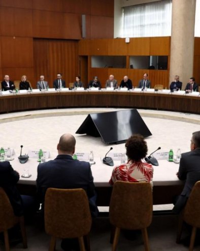 МАЦУТ НА САСТАНКУ СА РЕКТОРИМА ФАКУЛТЕТА: Разговарали о унапређењу положаја и рада ових високошколских установа