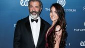 MEL GIBSON I NJEGOVA 34 GODINE MLAĐA PARTNERKA RASKINULI: Zajedničkim saopštenjem potvrdili da su se razišli