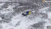 NEOBIČAN SNIMAK SA PRVE LINIJE FRONTA: Pogledajte neuspele pokušaje Kijeva da uz pomoć dronova postavi ukrajinsku zastavu (VIDEO