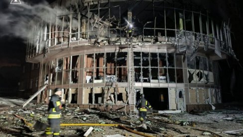 RUSI IZVELI MASOVNI NAPAD TOKOM NOĆI: Na meti Zaporožje, pogođen tržni centar (FOTO/VIDEO)