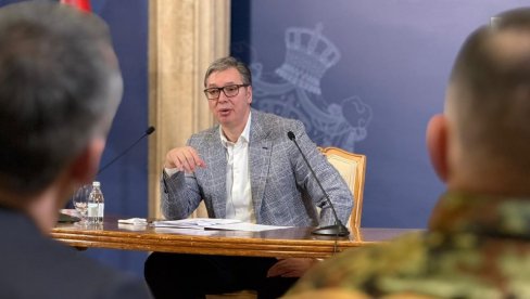 NE SMETAJU IM UBIJANJA ZATO ŠTO JE PREDSEDNIK LEP Vučić govori o belosvetskoj prevari