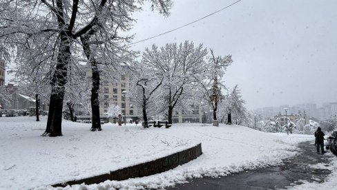 SNEG I DO POLA METRA, SRBIJA U KANDŽAMA ZIME: Reagovali RHMZ i MUP, ovde zbog mraza do -25 stepeni