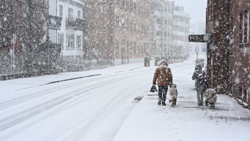 SNEG VEĆ DANAS Najnovija prognoza RHMZ: Nova tura padavina - ovde će pasti čak 40 mm kiše