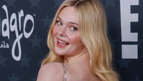 NAPOKON PRIRODNA LEPOTA NA CRVENOM TEPIHU: Glumica pokazala kako izgleda normalno žensko telo bez isrcpljujućih dijeta, vežbanja, botoksa i