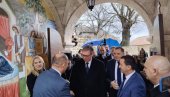 VUČIĆ U TREBINJU: Predsednik na svečanosti povodom otvaranja bolnice (VIDEO)