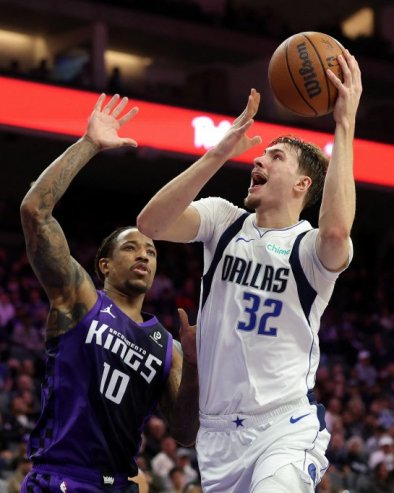 ДАЛАС ИМА НОВУ ЗВЕЗДУ: Млади Американац тера навијаче Маверикса да забораве на Луку Дончића