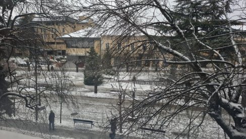 НАКОН КИШЕ СНЕГ ПЕКРИО И УЛИЦЕ ВРАЊА: Овајва је ситуација на југу Србије